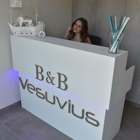 B&B Vesuvius Napoli Bagian luar foto