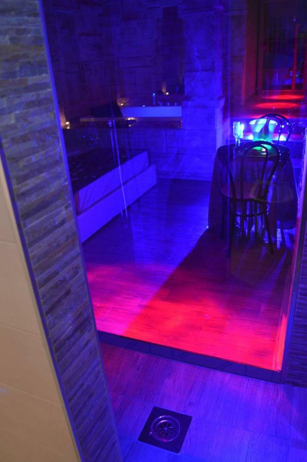 B&B Vesuvius Napoli Bagian luar foto