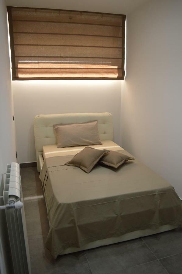 B&B Vesuvius Napoli Bagian luar foto
