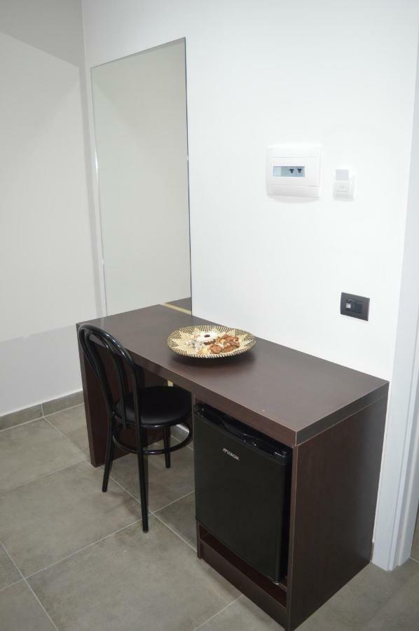 B&B Vesuvius Napoli Bagian luar foto
